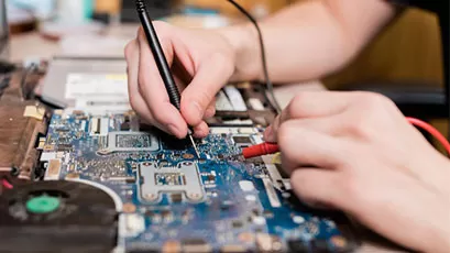 https://www.kkpcba.com/wp-content/uploads/2024/07/advanced-smt-pcb-assembly.webp