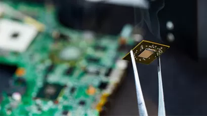 https://www.kkpcba.com/wp-content/uploads/2024/07/smt-pcb-assembly-and-soldering.webp