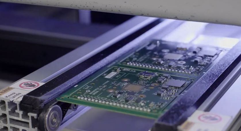 PCB Material Selection Guide