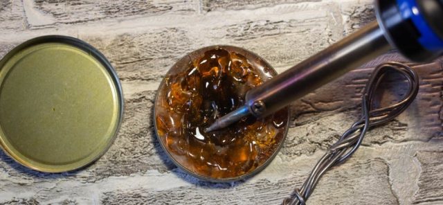 Remove Flux from PCB