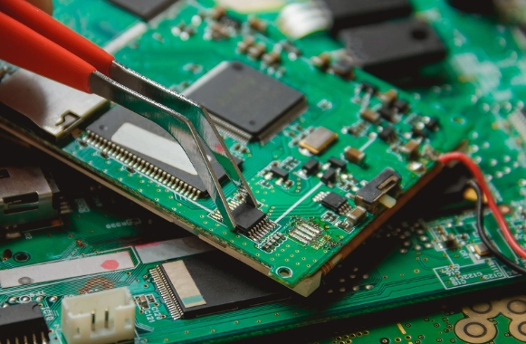 SMT Troubleshooting: Common Issues and Solutions for Surface Mount Technology