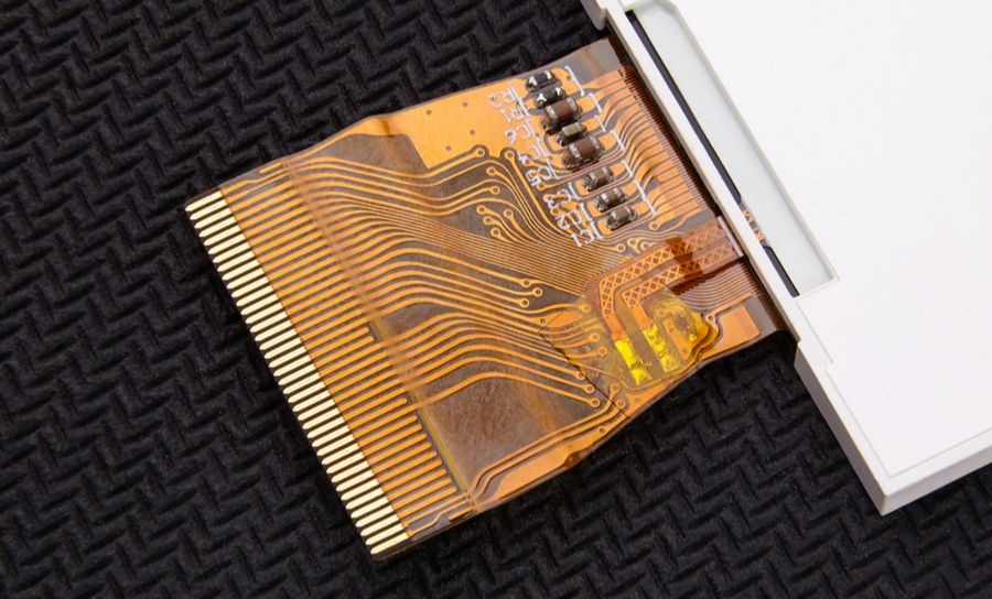 What is the difference between flexible PCB and just scratching the printing circuit board?