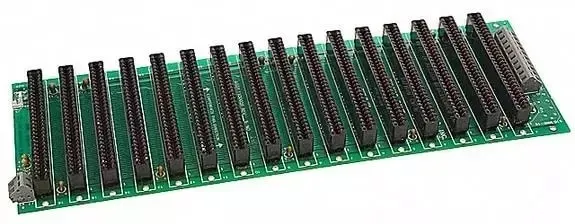 Backplane PCB