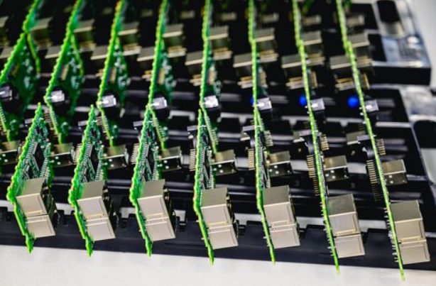 Soldering printed circuit boards: the ideal is achievable!