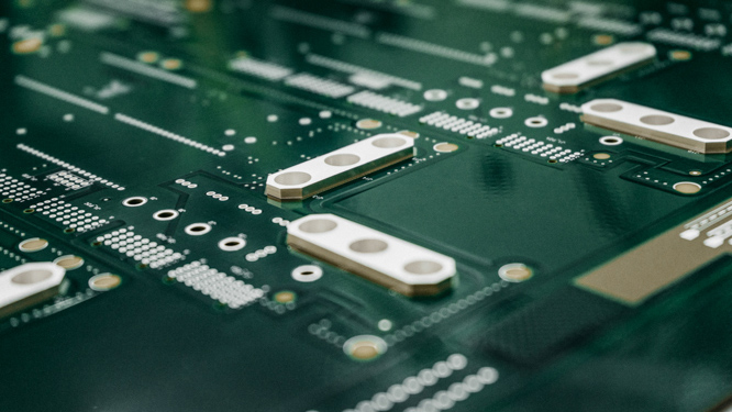 Enhance Multi-Layer Impedance Control and Low-Loss Performance Using TLY-5 PCB for mmWave Communication Systems