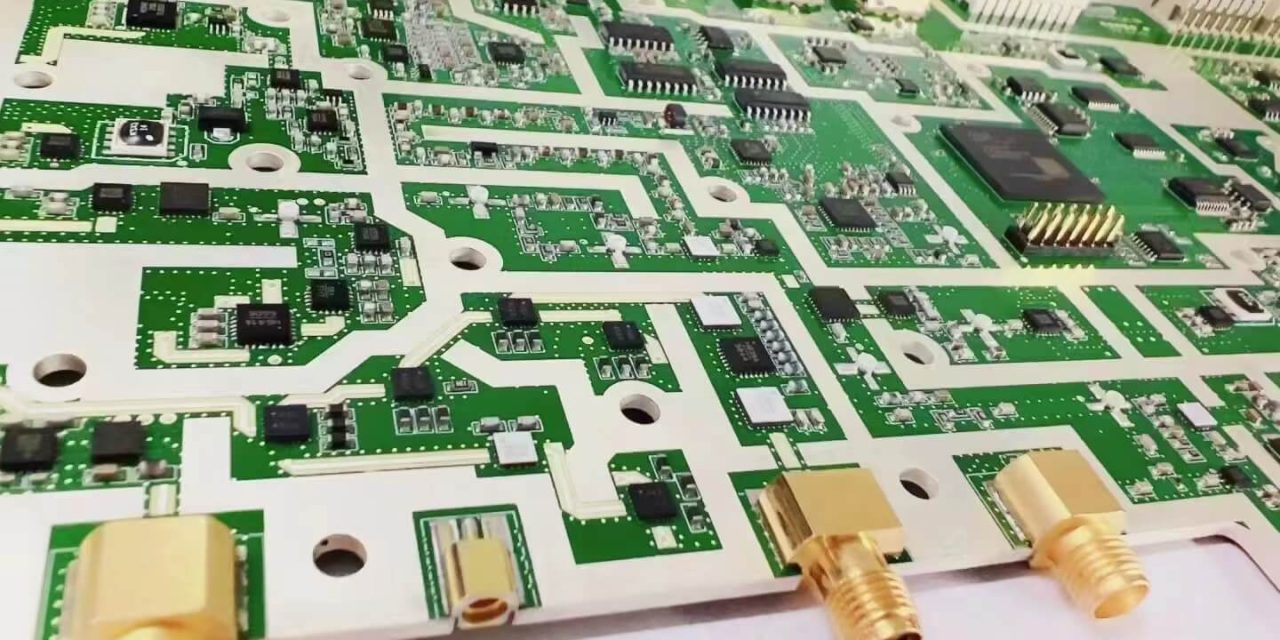 RO4003 PCB for 5G Antenna: High-Performance Material for Stable and Low-Loss RF Design