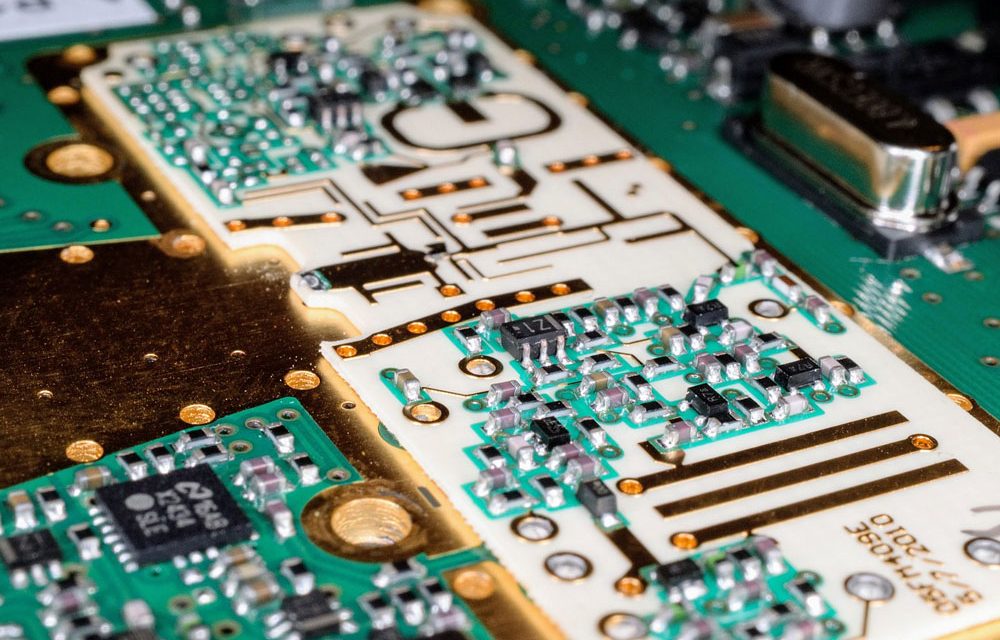 Duroid 6002 PCB: A Stable Low-Loss Substrate for RF, Microwave, and High-Speed Applications