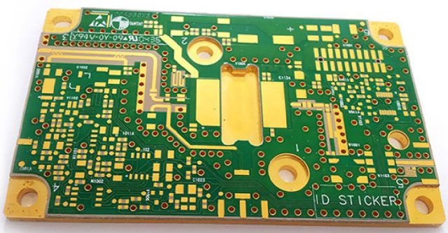 Microwave IC Test PCB