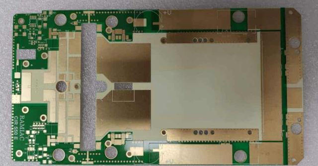 Low Dissipation Factor PCB